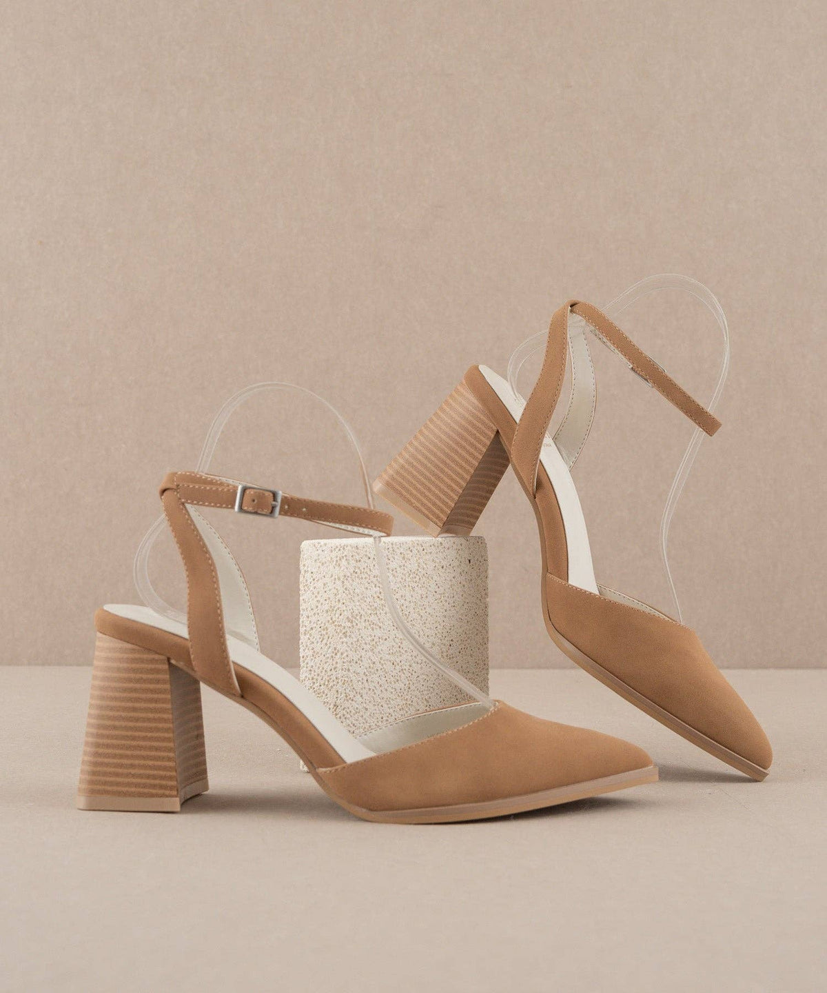 The Princess Pump in Camel - Sophie