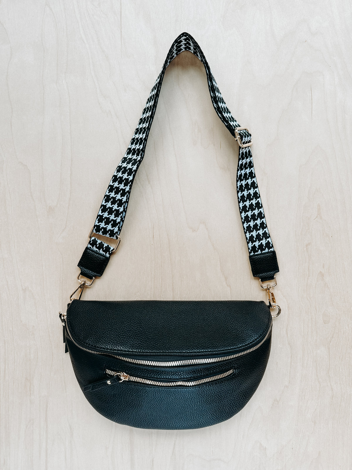 Houndstooth Strap Waist Bag