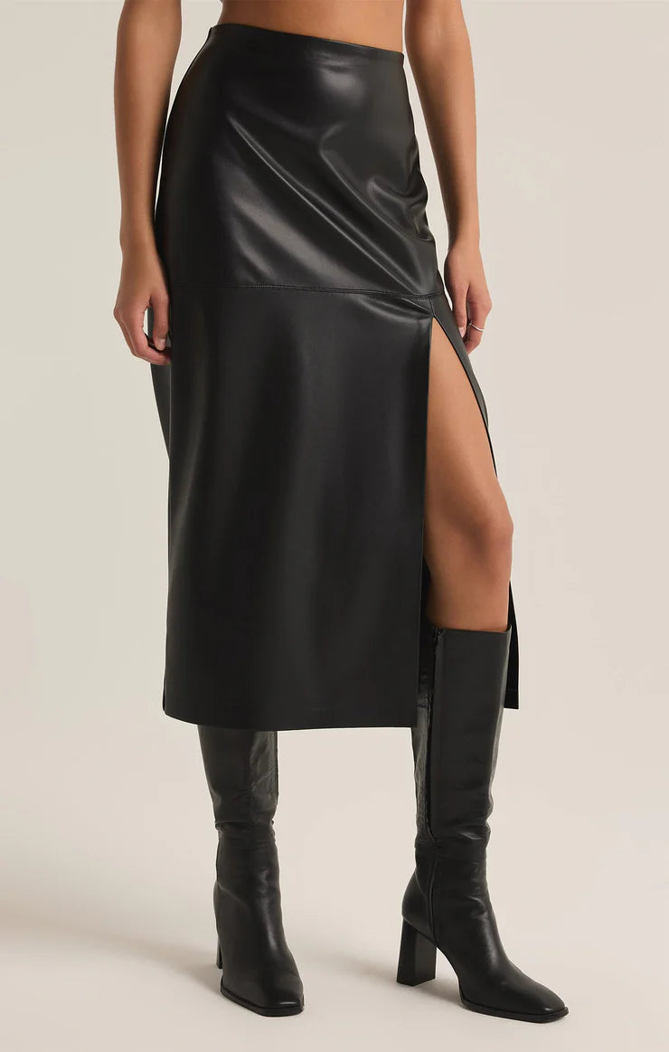 Metropolitan Leather Skirt in Black